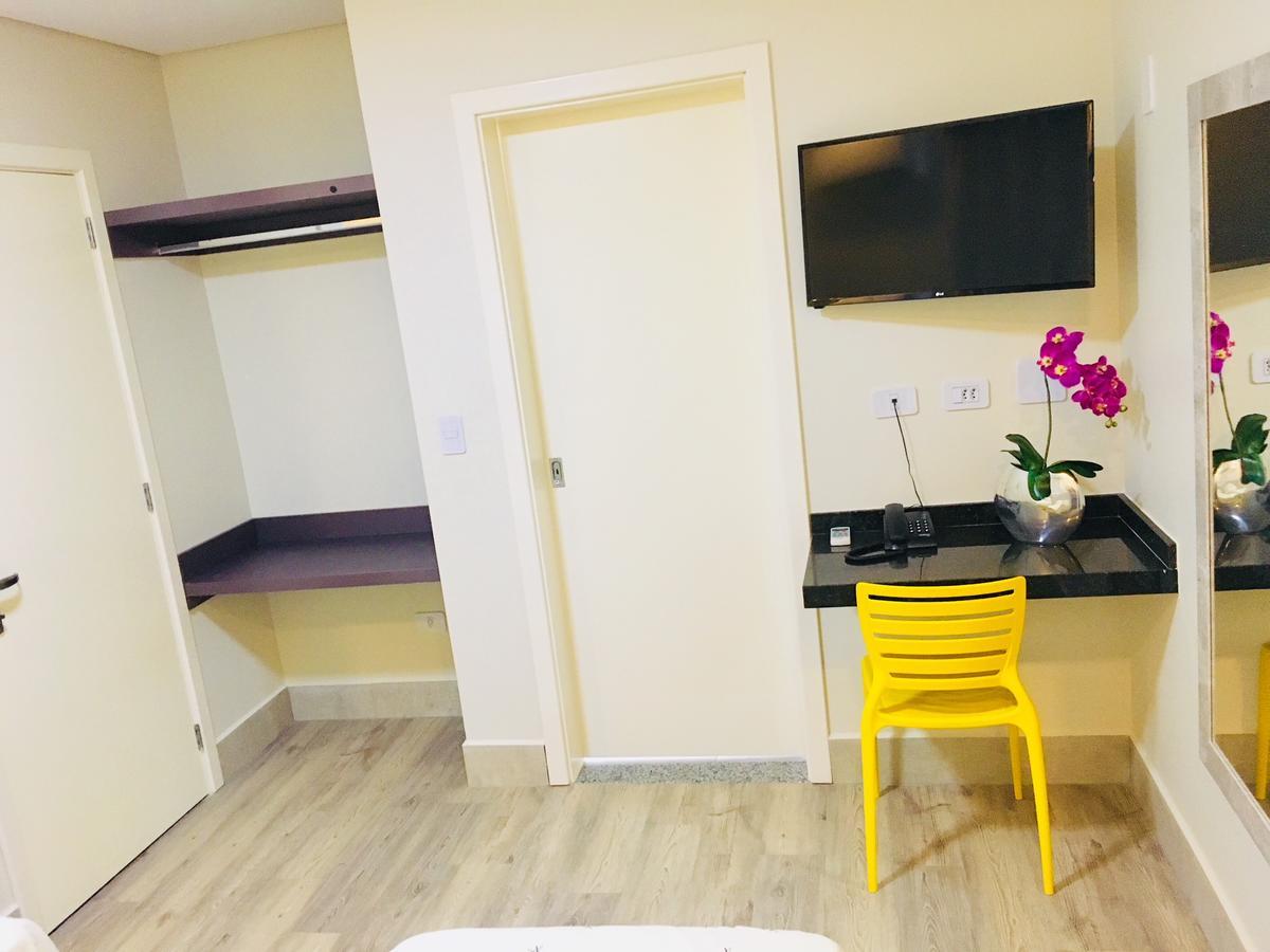 Hotel Avalon Maringa Economico Kültér fotó