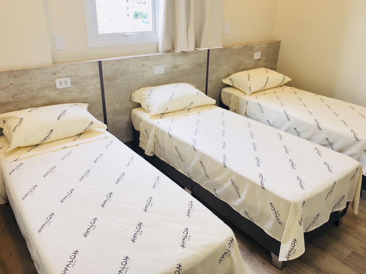 Hotel Avalon Maringa Economico Kültér fotó