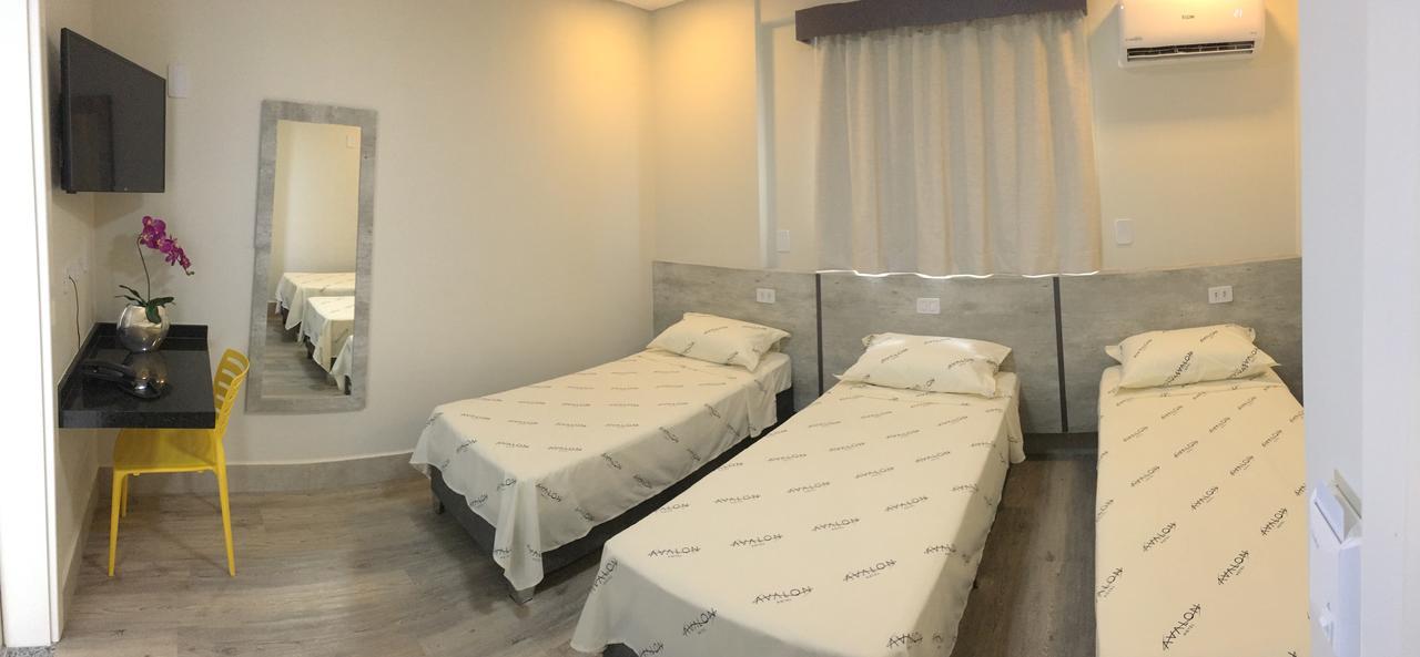 Hotel Avalon Maringa Economico Kültér fotó